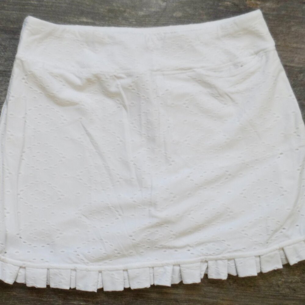 G Lifestyle  Skort White w/ Pleated Ruffle Hem Eyelet Sz Med - Picture 2 of 5